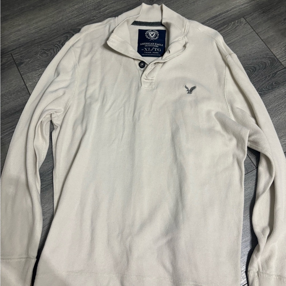 American Eagle Outfitters Men's Off-White Henley Shirt